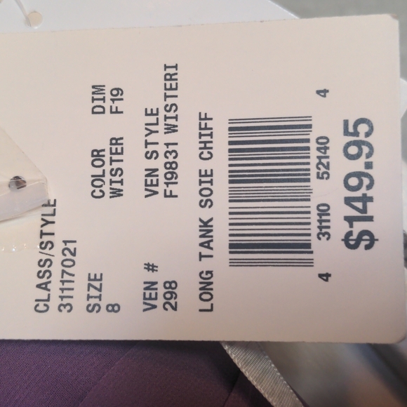 Wisteria purple v-neck bridesmaid dress, size 8, David's Bridal - Picture 3 of 4